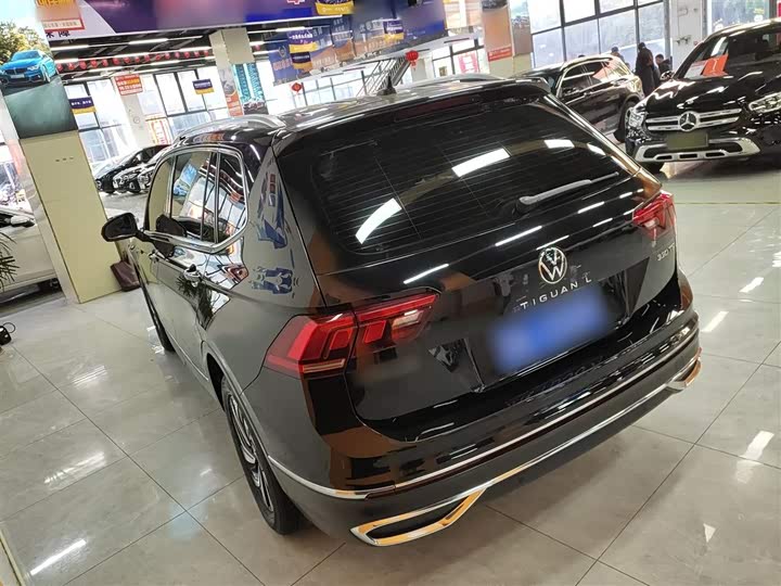 Фото 5 - Volkswagen Tiguan L Pro