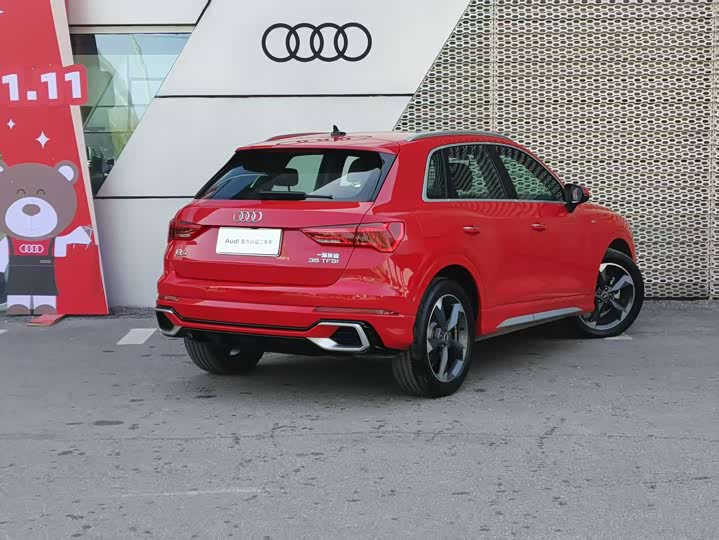 Фото 9 - Audi Q3
