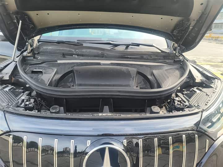 Фото 22 - Mercedes-Benz EQE SUV