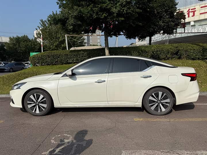 Фото 3 - Nissan Teana