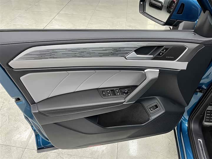 Фото 10 - Volkswagen Tayron