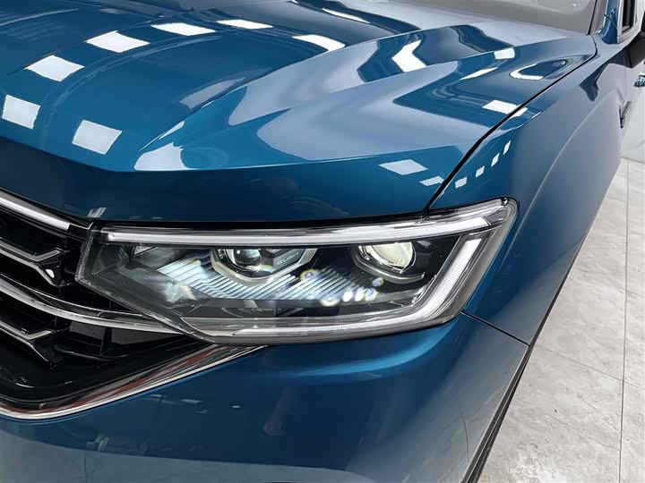 Фото 18 - Volkswagen Tayron