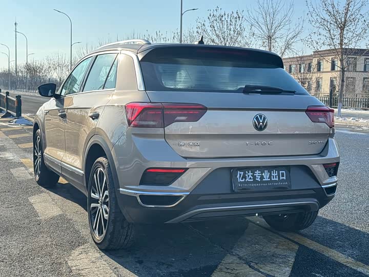 Фото 6 - Volkswagen T-Roc