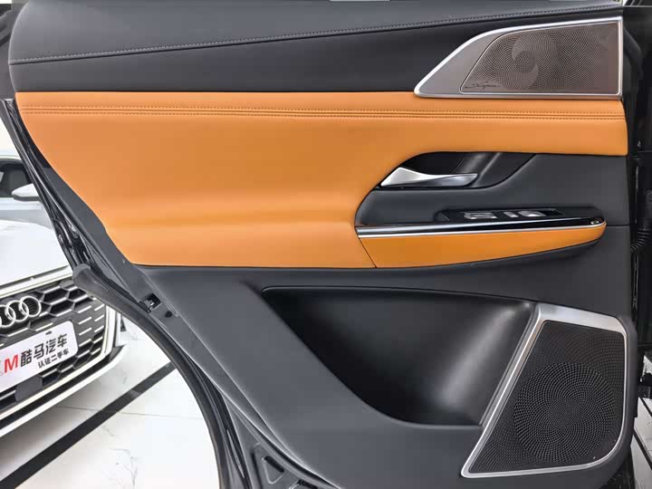 Фото 12 - XPeng G9