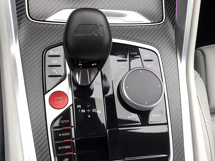 Фото 11 - BMW XM