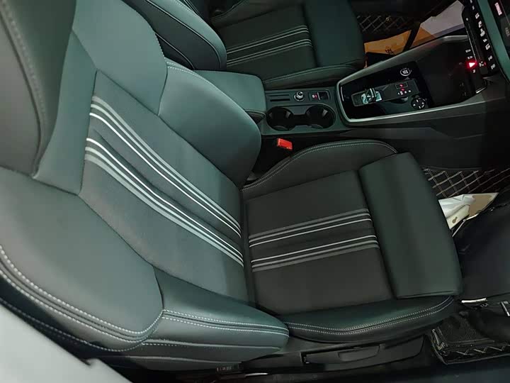 Фото 17 - Audi A3