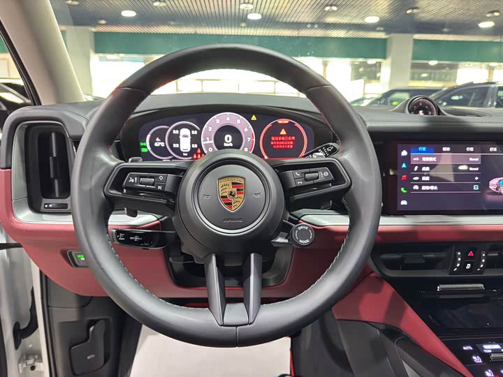 Фото 5 - Porsche Cayenne