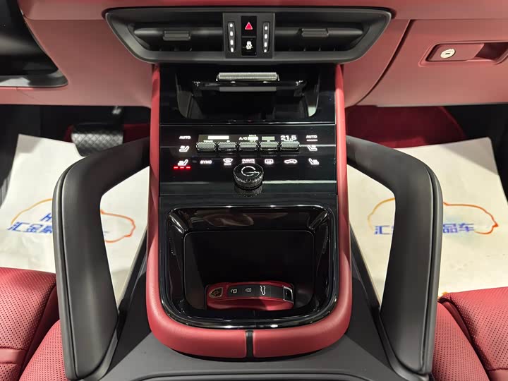 Фото 7 - Porsche Cayenne