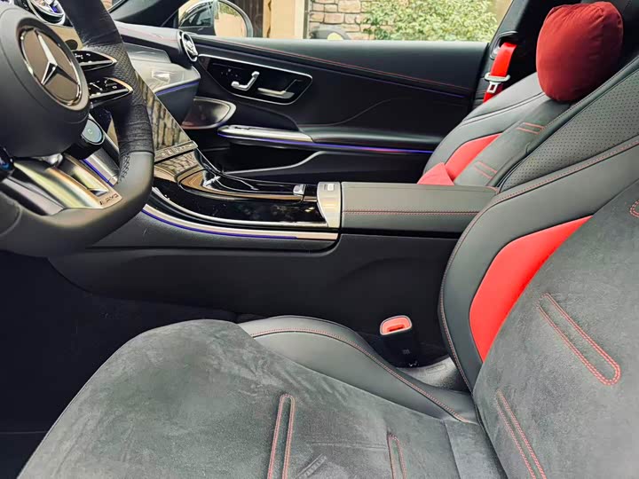 Фото 8 - Mercedes-Benz CLE-Class AMG