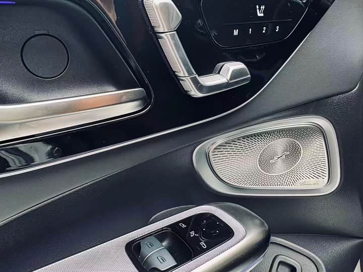 Фото 9 - Mercedes-Benz CLE-Class AMG