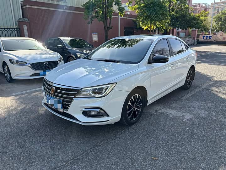 Фото 1 - Roewe i5