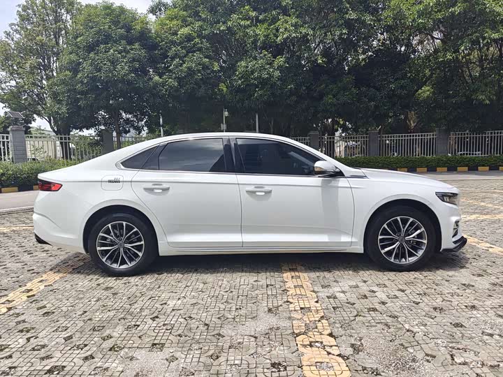 Фото 10 - Geely Preface