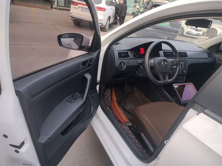 Фото 15 - Volkswagen Santana