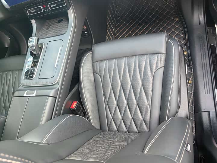 Фото 13 - GAC Trumpchi GS8