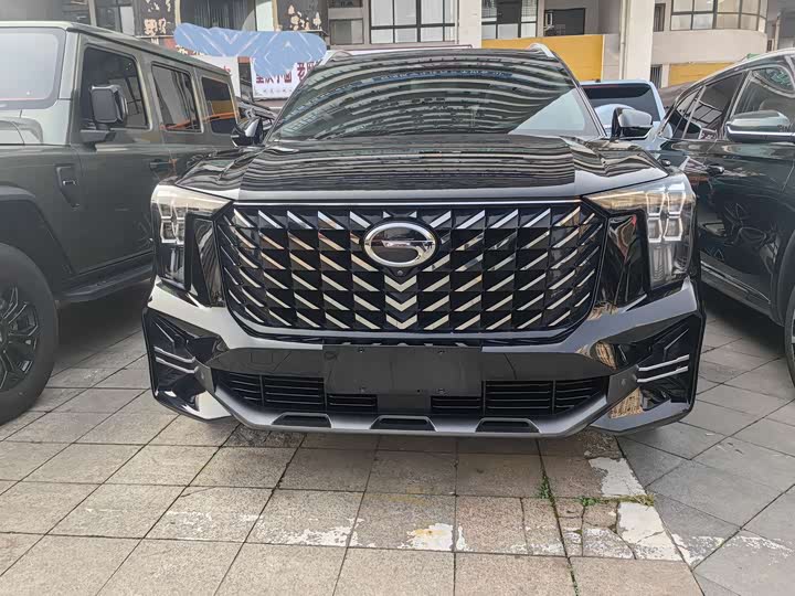 Фото 2 - GAC Trumpchi GS8