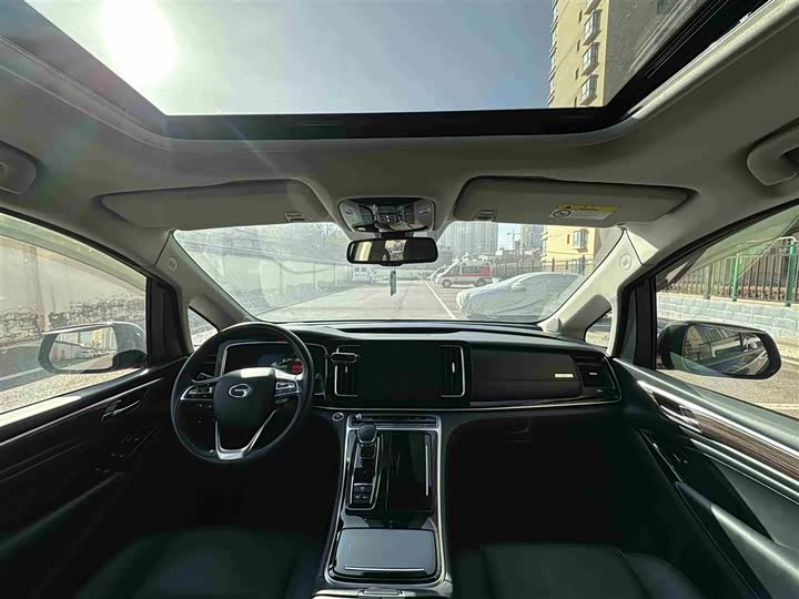 Фото 5 - GAC Trumpchi M8