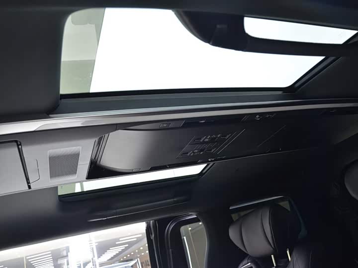 Фото 11 - Toyota Alphard