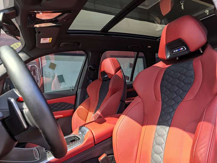 Фото 13 - BMW X5 M