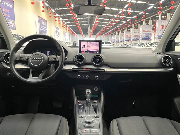 Фото 9 - Audi Q2L