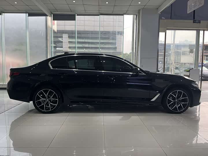 Фото 7 - BMW 5 Series