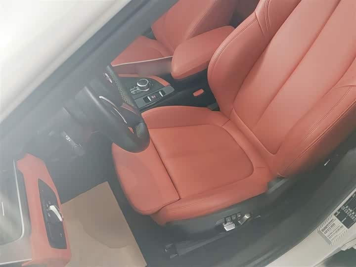 Фото 15 - BMW X2