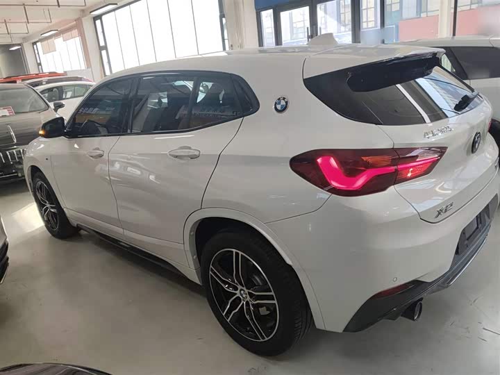 Фото 5 - BMW X2