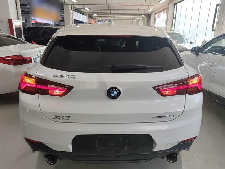 Фото 6 - BMW X2