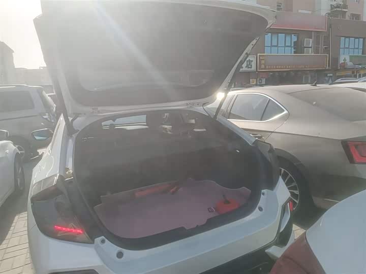 Фото 19 - Honda Civic