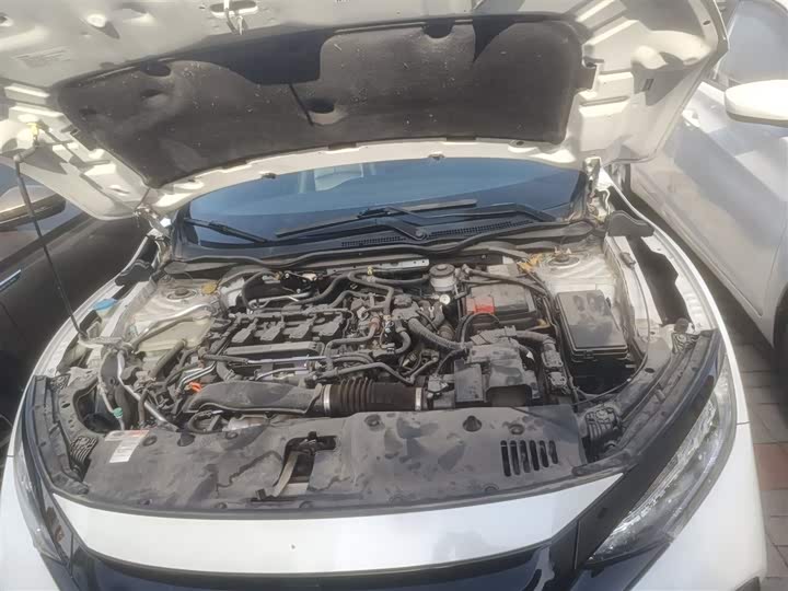 Фото 20 - Honda Civic