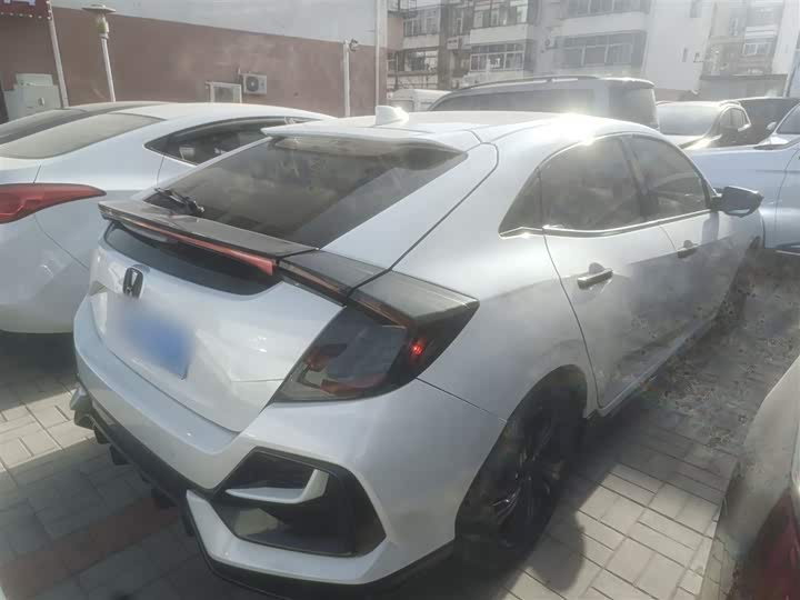 Фото 7 - Honda Civic