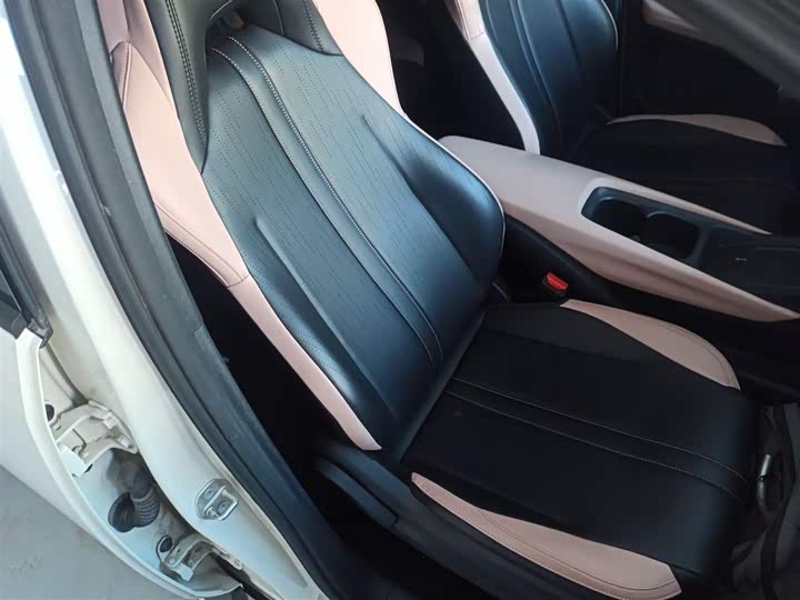 Фото 17 - BYD Seagull