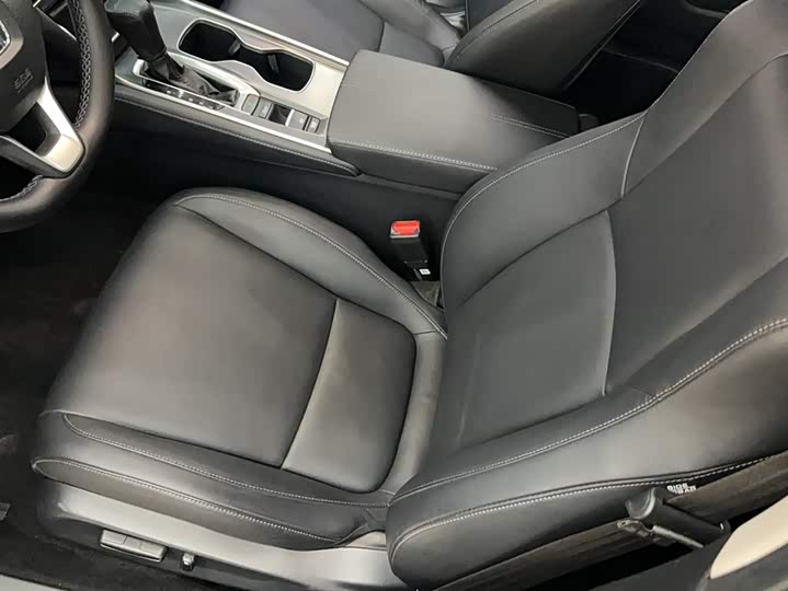 Фото 13 - Honda Accord