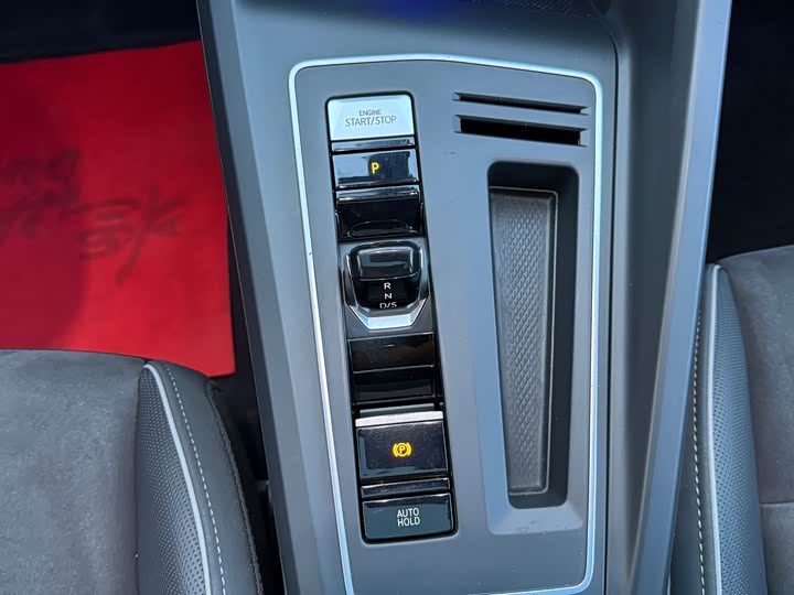 Фото 19 - Volkswagen Golf