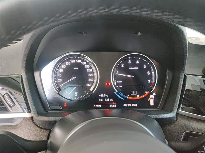 Фото 12 - BMW X1