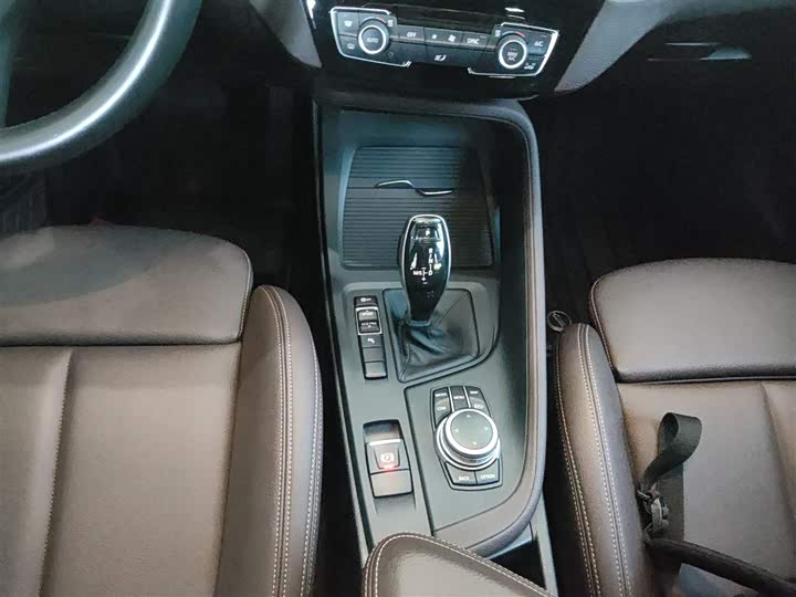 Фото 14 - BMW X1