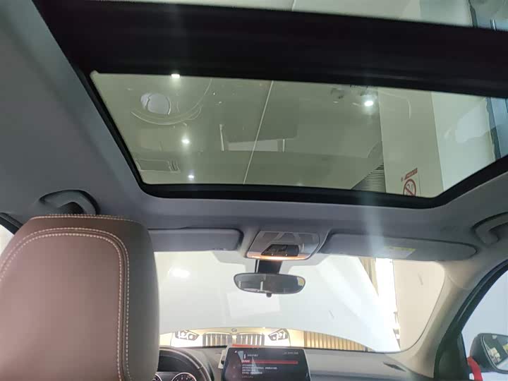 Фото 18 - BMW X1