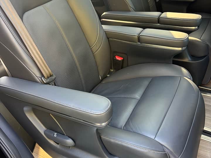 Фото 16 - GAC Trumpchi M8