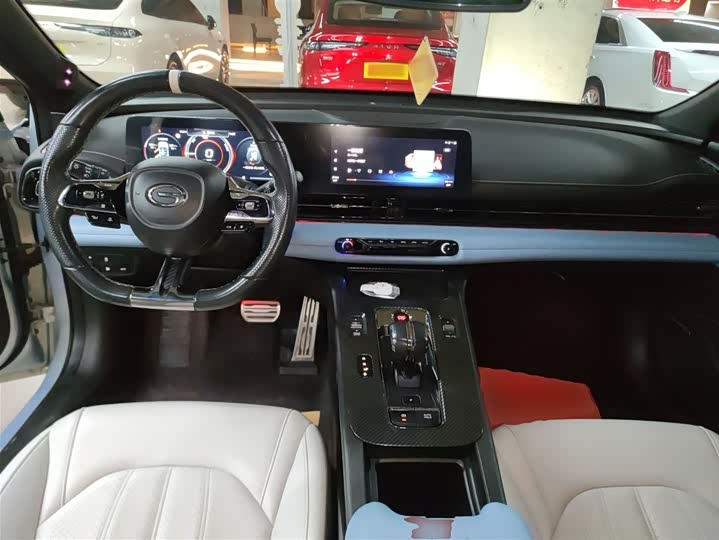 Фото 10 - GAC Trumpchi Empow R