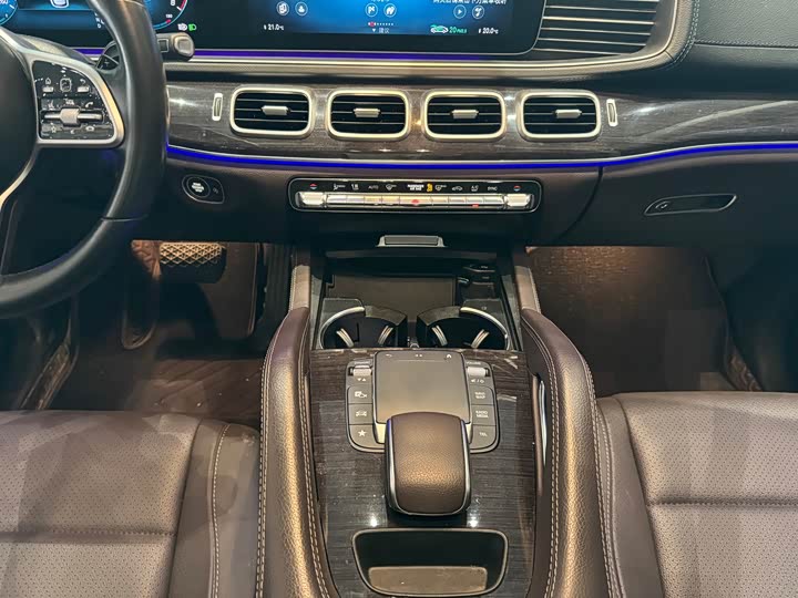 Фото 10 - Mercedes-Benz GLE-Class