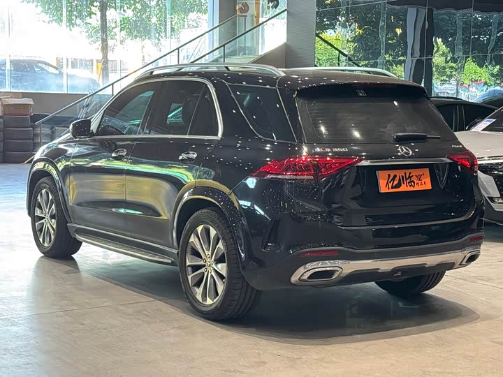 Фото 3 - Mercedes-Benz GLE-Class