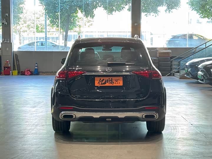 Фото 4 - Mercedes-Benz GLE-Class