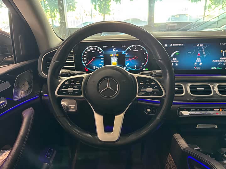 Фото 9 - Mercedes-Benz GLE-Class