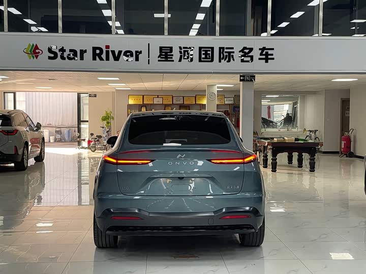 Фото 10 - Nio Onvo L60