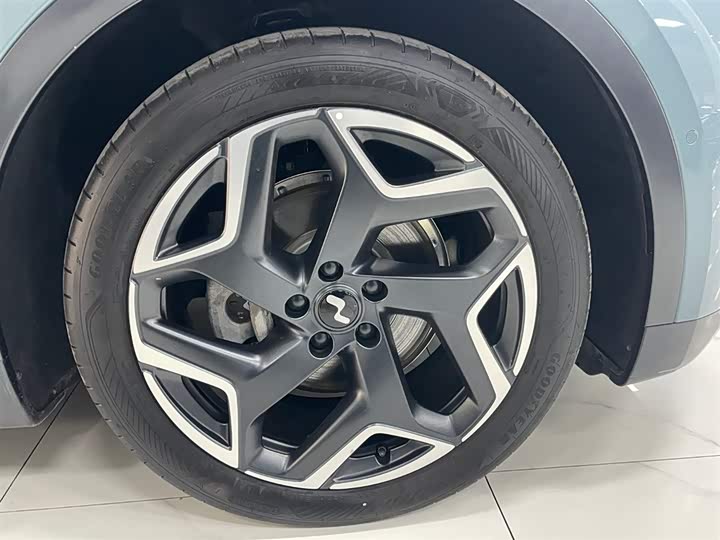 Фото 20 - Nio Onvo L60