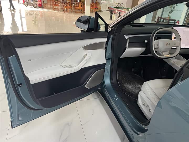 Фото 5 - Nio Onvo L60