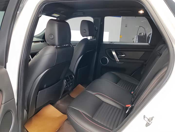 Фото 11 - Land Rover Discovery Sport