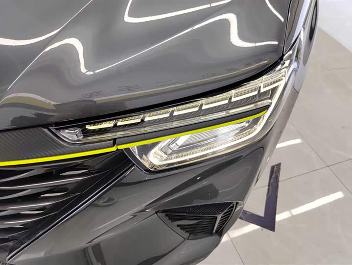 Фото 5 - Roewe RX5