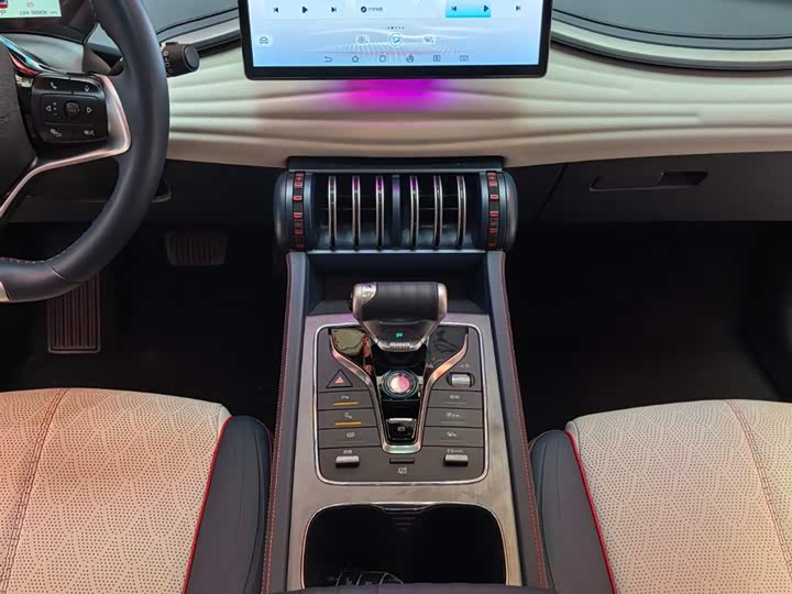 Фото 12 - BYD Yuan Plus