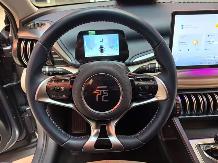 Фото 13 - BYD Yuan Plus