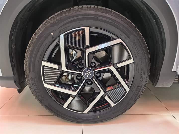 Фото 20 - BYD Yuan Plus